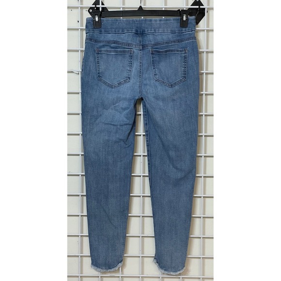 Chicos Pull On Jegging Ankle Jeans Womens Size 4 Light Wash Frayed Hem - Picture 3 of 8